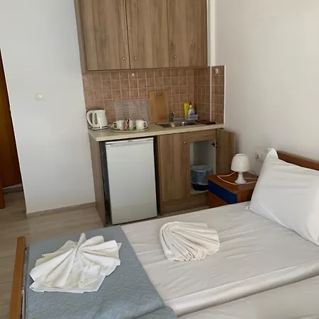 Sea View Studios Bali Harbour Beach Apartment *