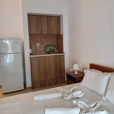 Sea View Studios, Harbour Beach, Bali